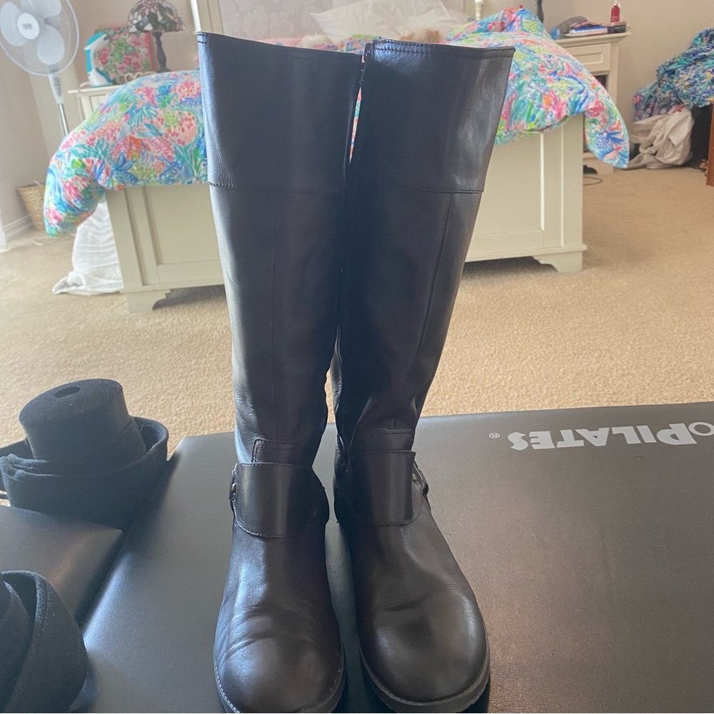 Ralph Lauren Riding Sulita Brown leather
boots 9.5